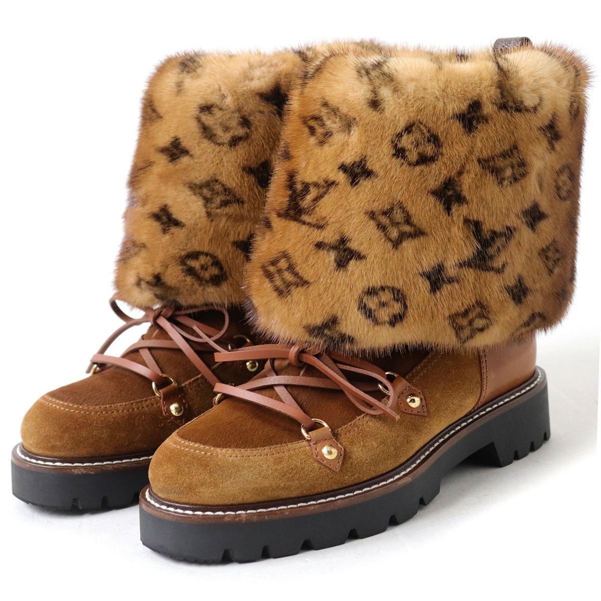 LOUIS VUITTON ルイヴィトン　ムートンブーツ　ブーツ 極美品】LOUIS VUITTON モノグラム柄 ムートンブーツ