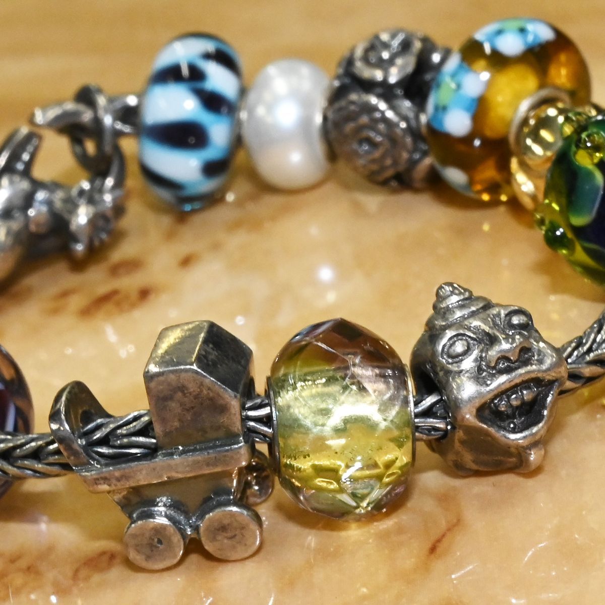 チャーム trollbeads トロールビーズ アゲートデンドリティック イエローカラー ...チャーム