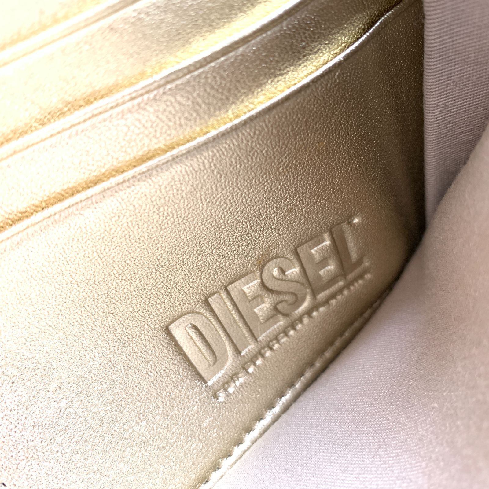 f001l C ディーゼル DIESEL 長財布 レザー ロゴプレート ウォレット