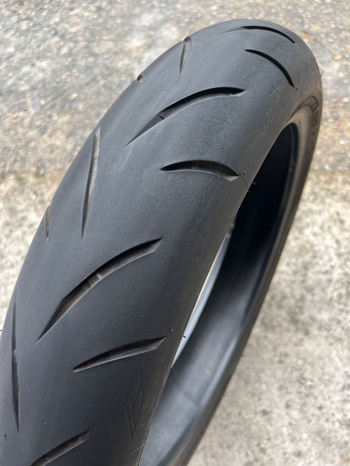 ブリヂストン S21 前後セット 120 70ZR17 160 60ZR17 334