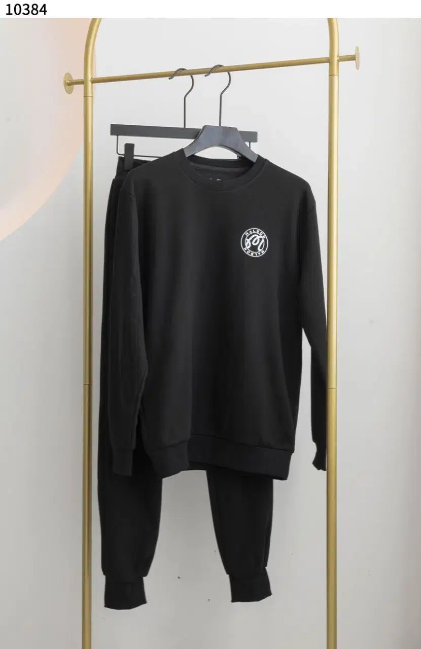 ユニセックスゴルフウェア スクリプト ロゴ トレーニング セット SET