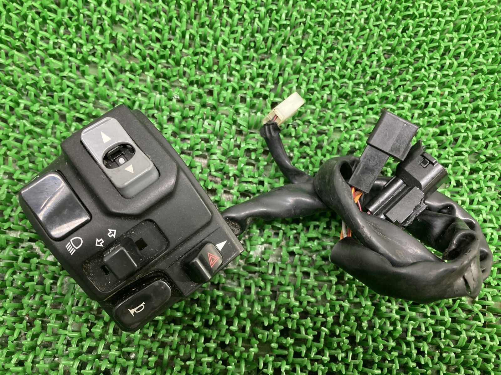 ZX-14R ハンドルスイッチ 左 カワサキ 純正 中古 バイク 部品