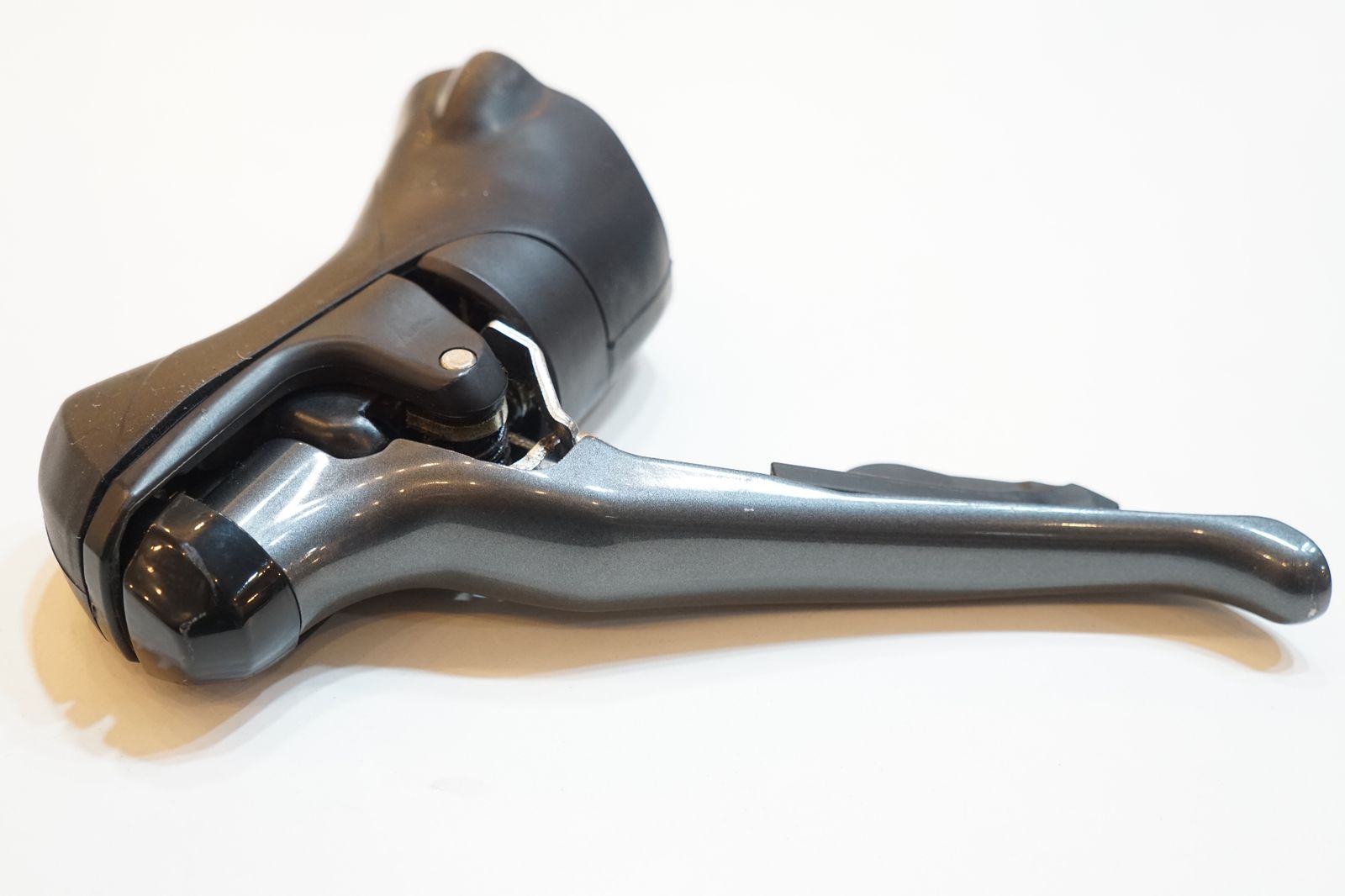 Shimano シマノ Claris ST R2000 非油圧 機械式 2x 8 STIレバー