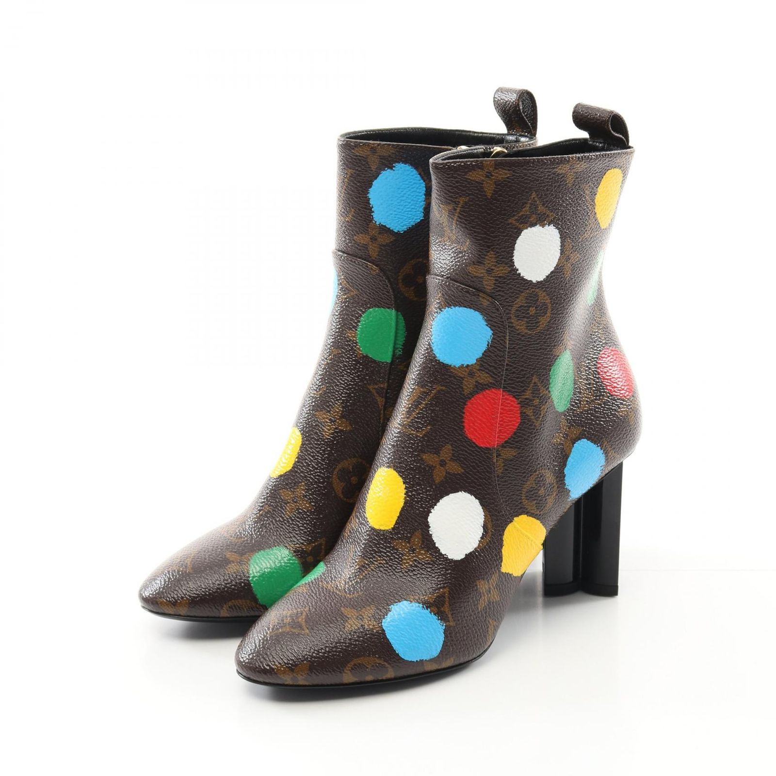 ルイ・ヴィトン LOUIS VUITTON LOUIS VUITTON × 草間彌生 ブーツ 靴 PVCコーティングキャンバス レザー モノグラム レディース ブラウン系 / ブラック系 / マルチカラー 【中古】 ルイ・ヴィトン LOUIS VUITTON LOUIS VUITTON × 草間彌生 ブーツ 靴