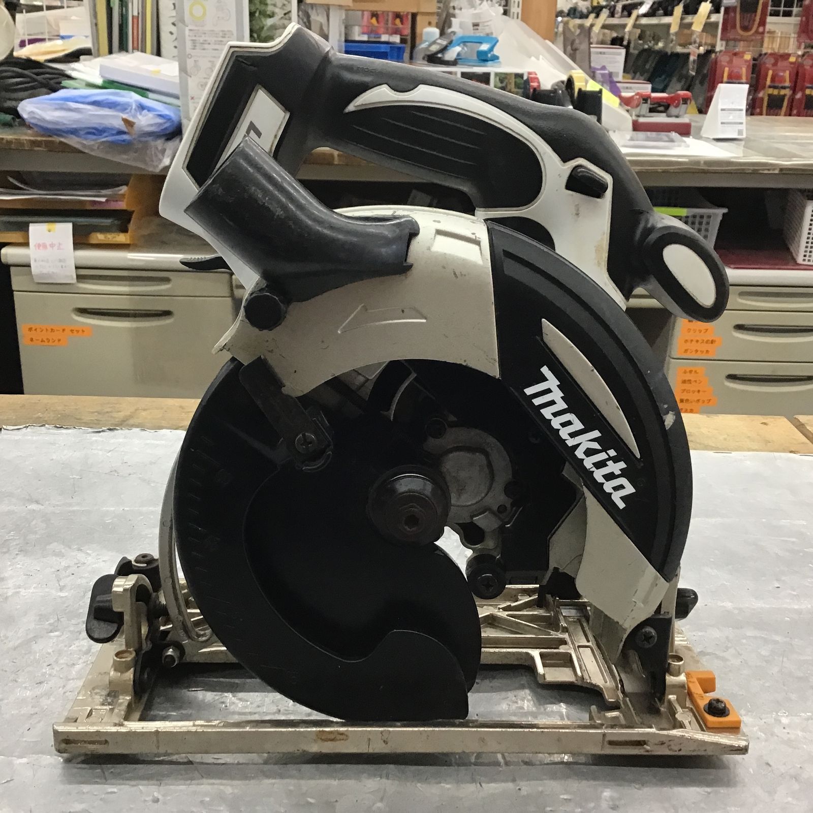 マキタ18v丸鋸　630d セット マキタ18v丸鋸 630d セット