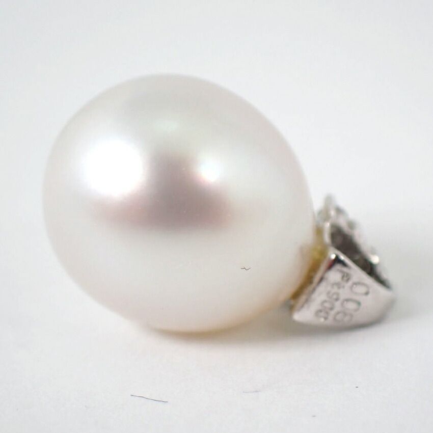 PT900 白蝶真珠ペンダントヘッド