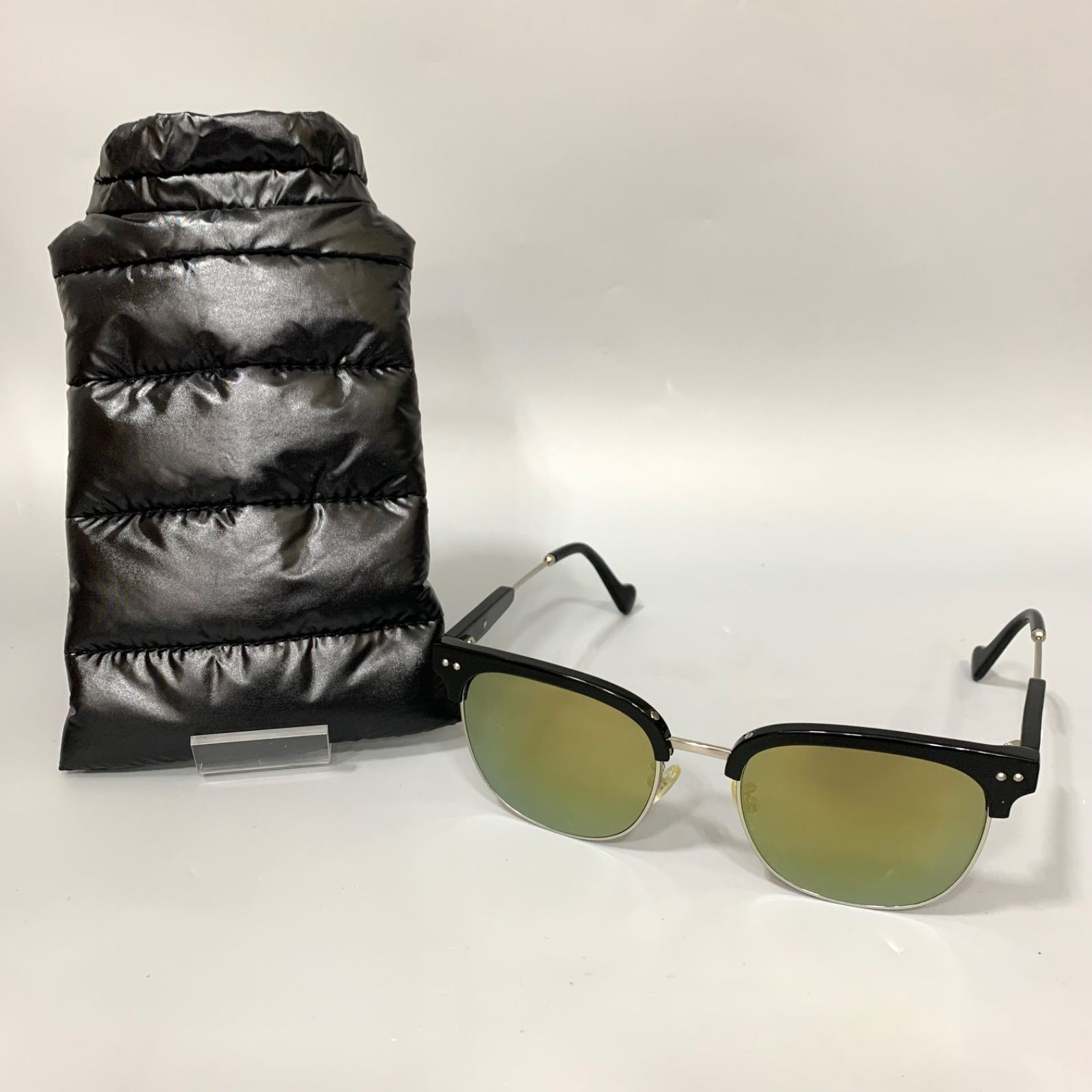 sugokane モンクレール サングラス MONCLER (モンクレール) ブラックフレーム ウェリントン ロゴ