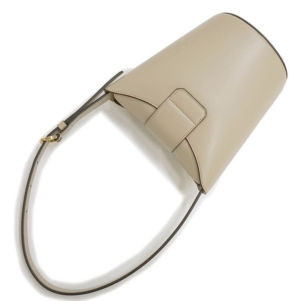 サルヴァトーレフェラガモ トリフォリオ ガンチーニ トート