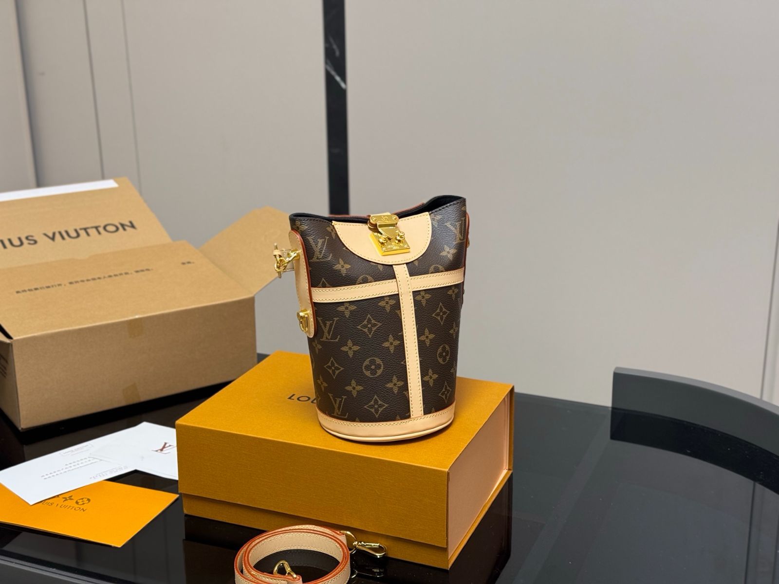 今日 LV Duffle French Fries Bag ダッフル フレンチフライ バッグ-WTO輸入3