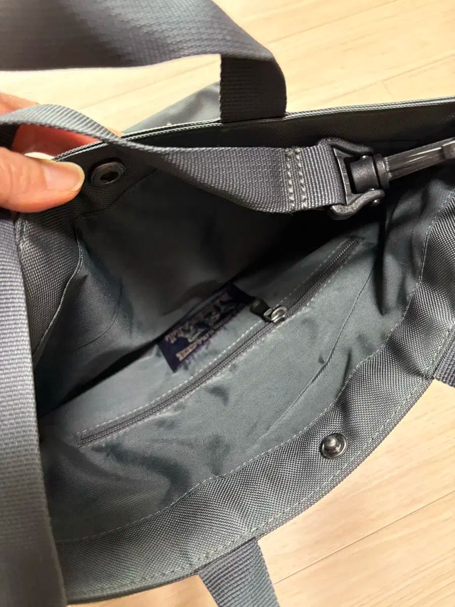 補助バッグ