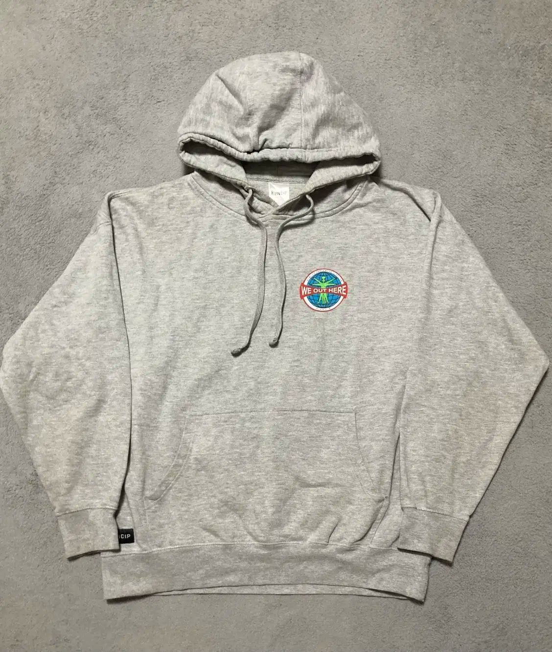 XL RIPNDIP リップ&ディップ エイリアン グラフィック フード