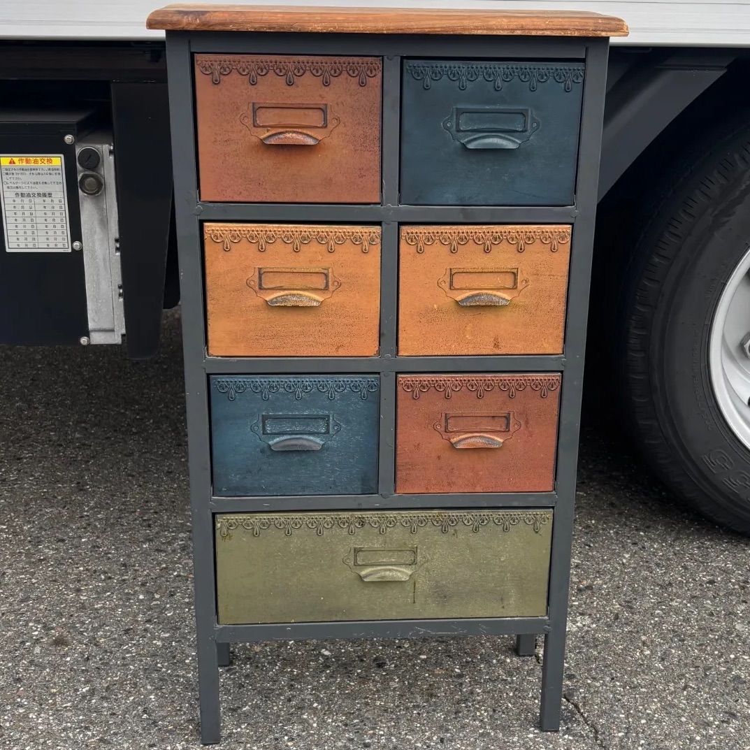 アンティーク調チェスト 8杯引き出し 木目天板 リビング収納 小物入れ