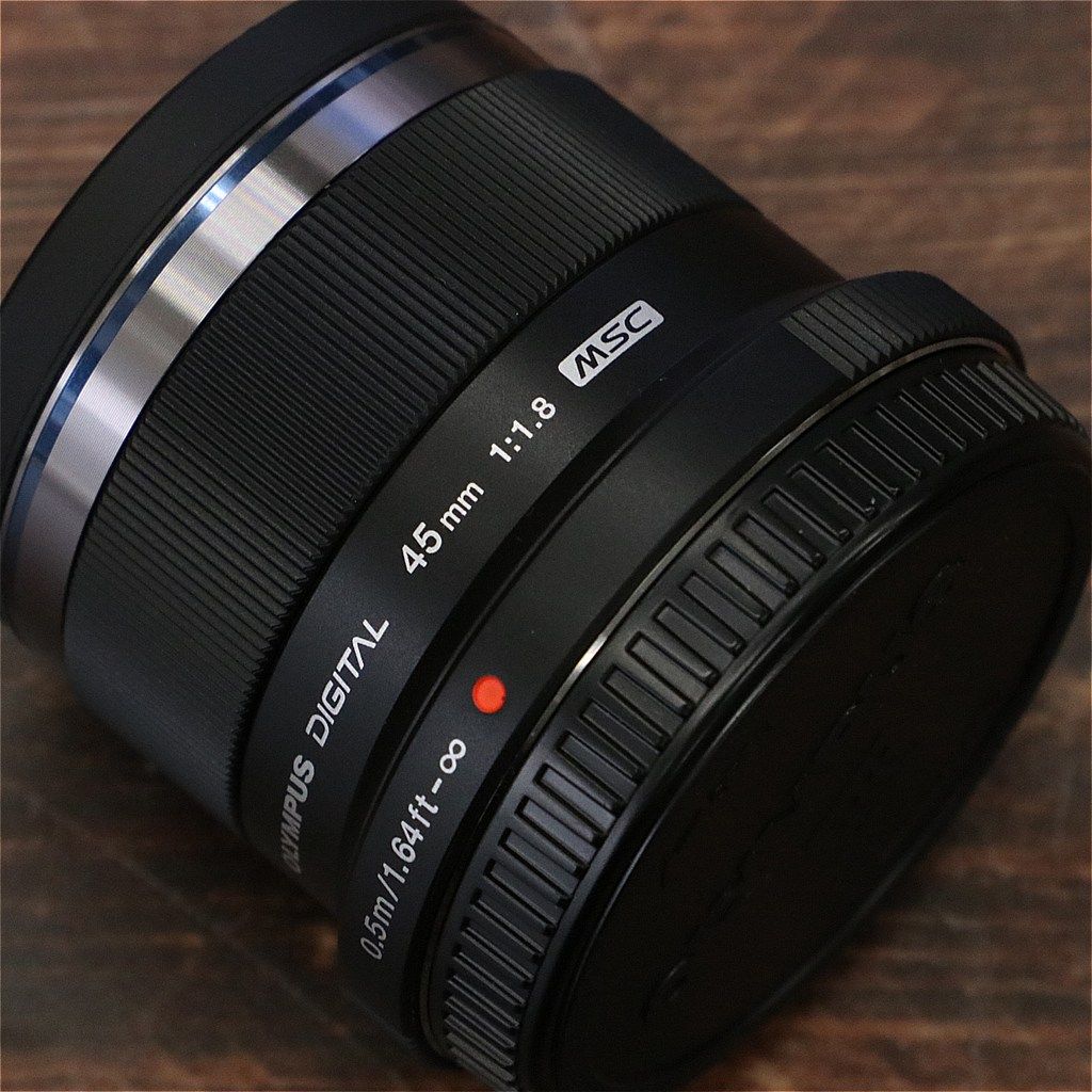 中古OLYMPUS M.ZUIKO DIGITAL 45mm F1.8 ブラック M.ZUIKO DIGITAL 45mm F1.8 [ブラック] 中古価格比較 - 価格.com