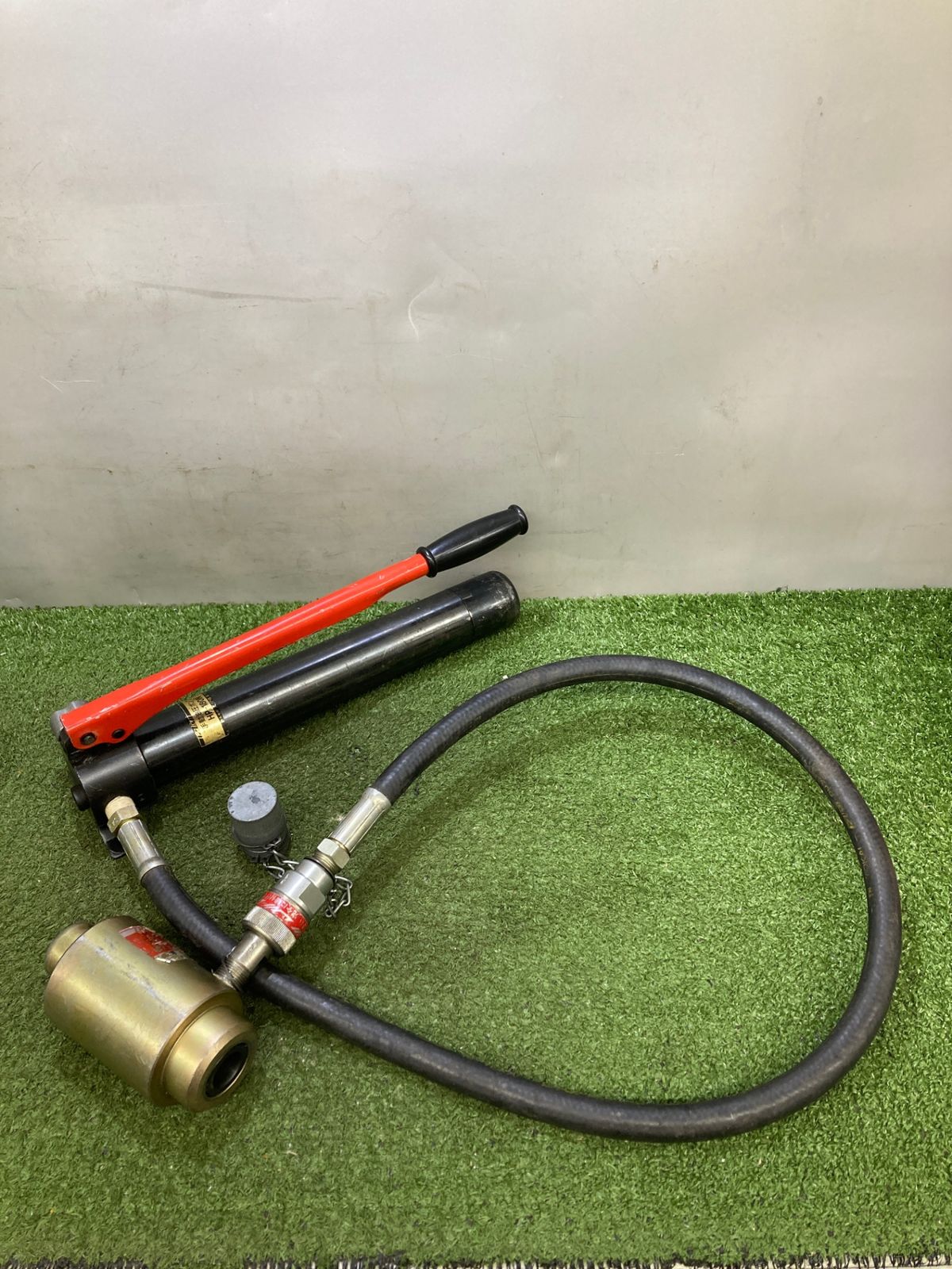 品 0921 泉精器製作所 油圧式パンチャ 手動油圧式 油圧ヘッド分離式 SH-10-1 ITECAX62GFC0