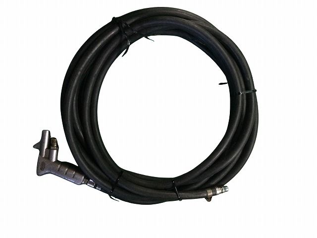100V