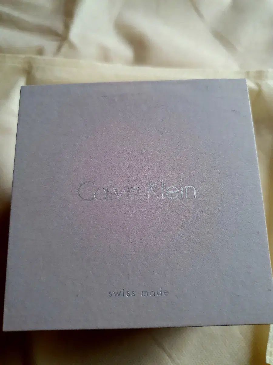 Calvin Klein カルバ ンクライン 女性用メタルウォッチ