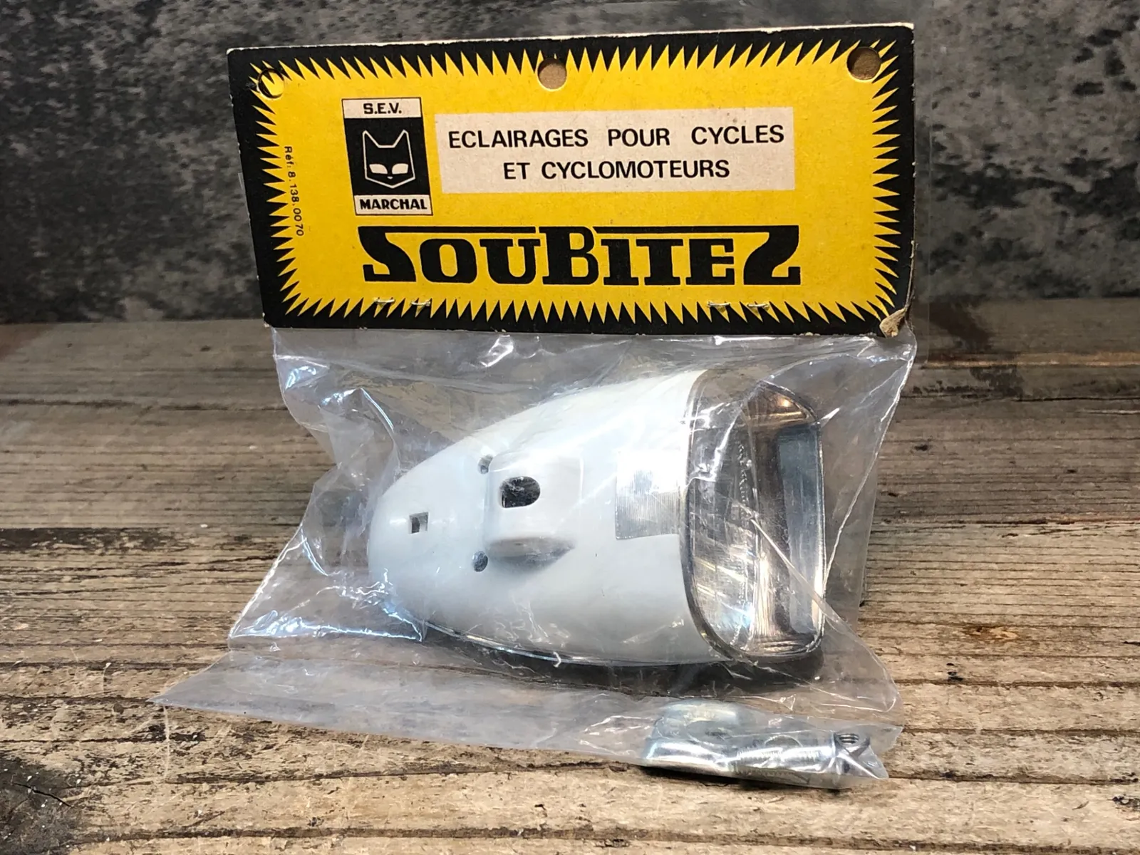 ソービッツ（Soubitez）ダイナモ Super Dynamo 80 新品 ソービッツ（Soubitez）ダイナモ Super Dynamo 80 新品 オールドパーツ