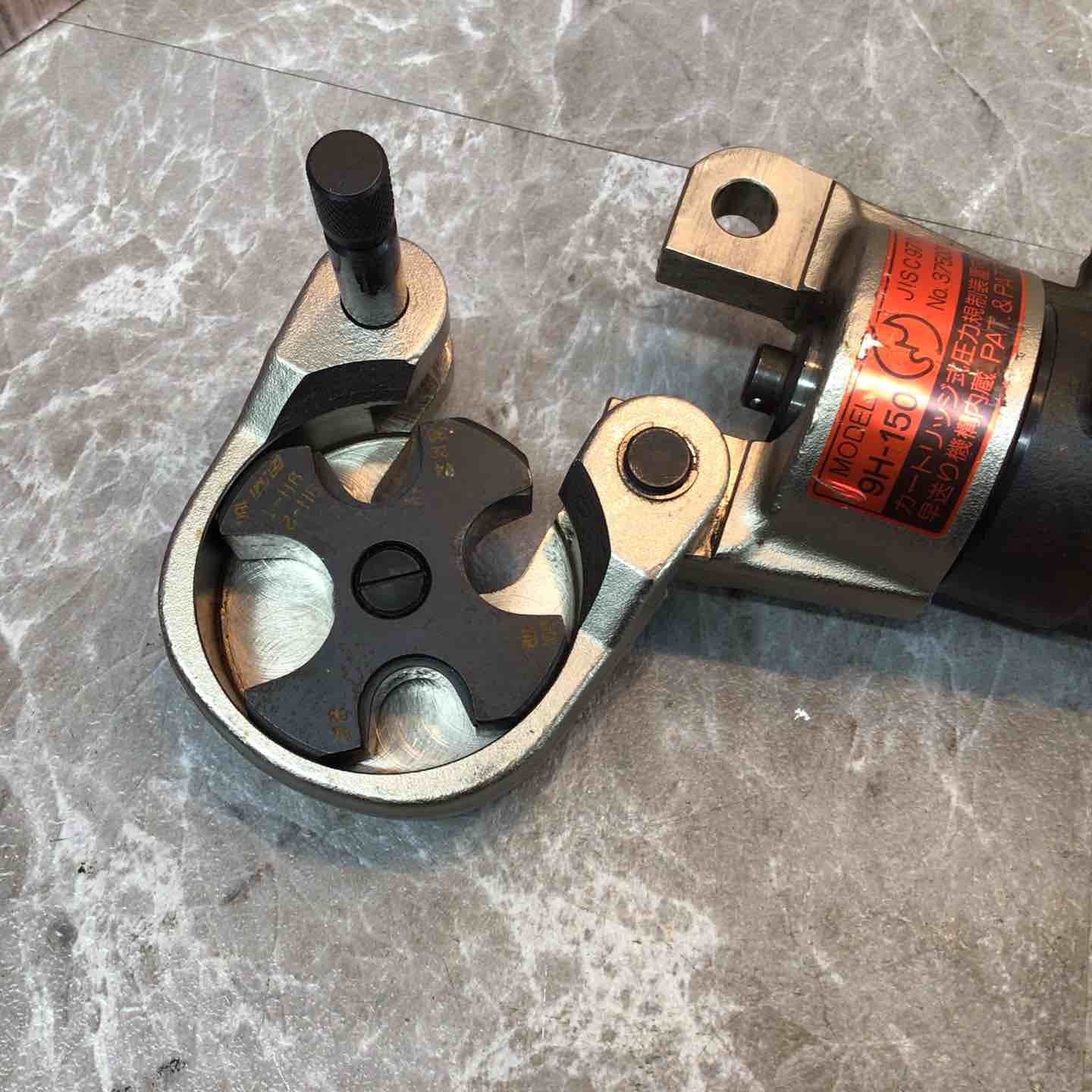 ◇泉精器(IZUMI) 手動油圧式圧着工具 9H-150【八潮店】 注文 ◇泉精器