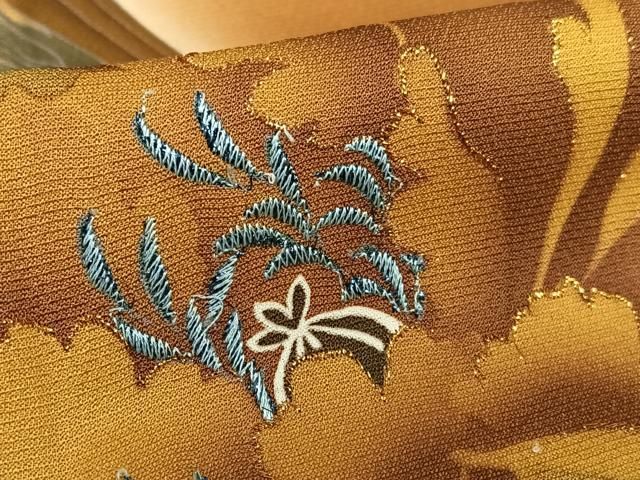 平和屋着物○豪華振袖 刺繍 舞花文 暈し染め 金糸 正絹 逸品  