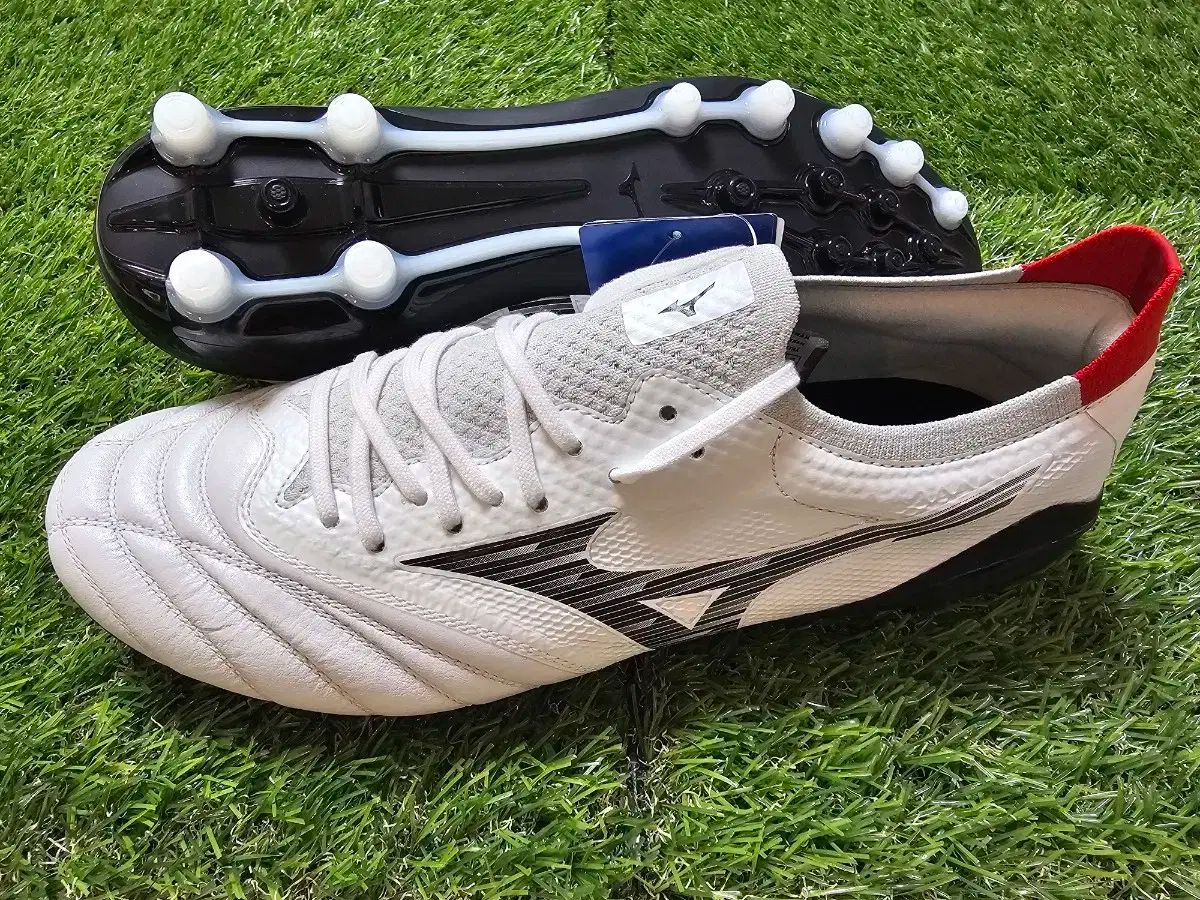 mizuno モレリア NEO4 ベータ エリート AG