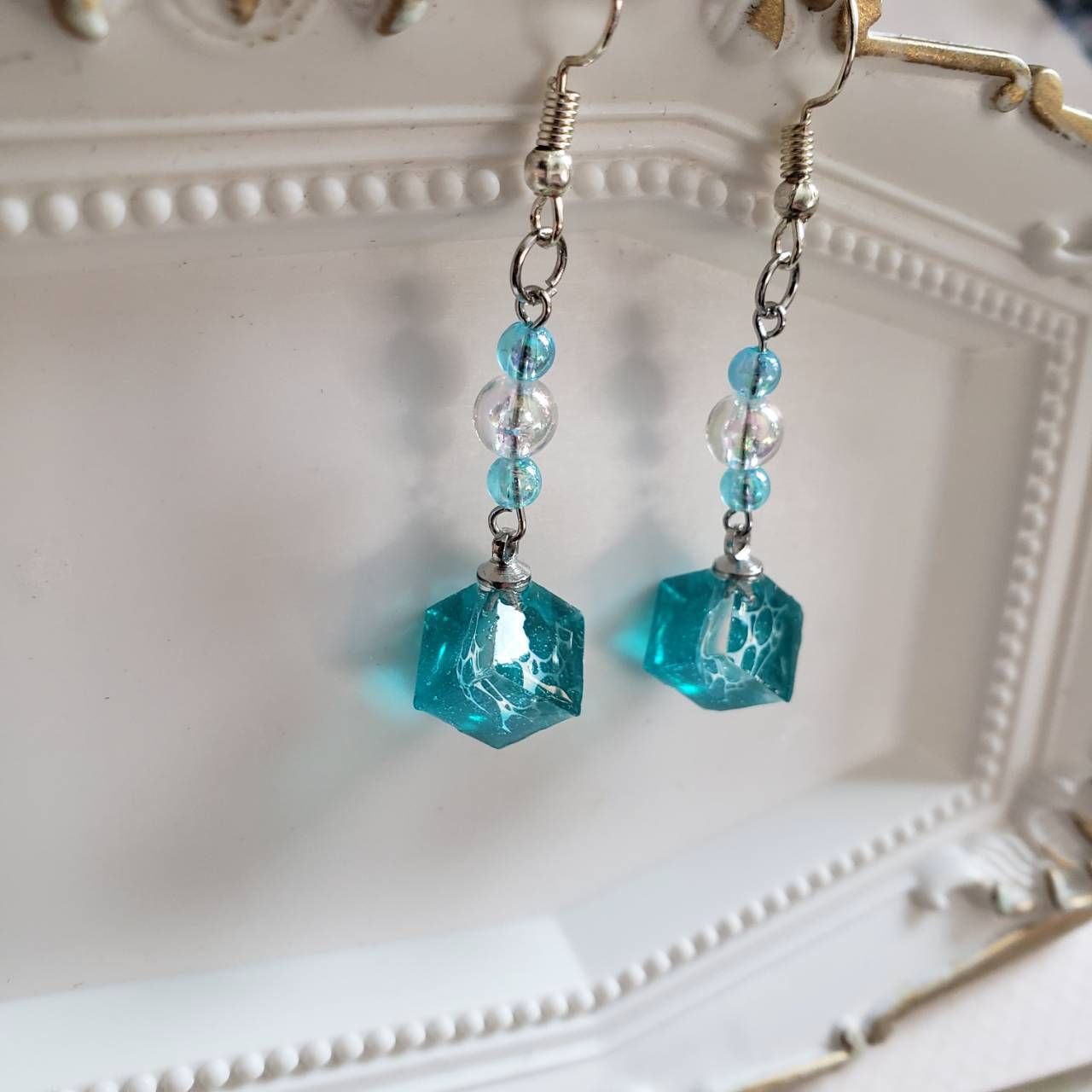 取引中E-877♡ハンドメイド♡ピアス♡グリーンカボション♡グリーンリング