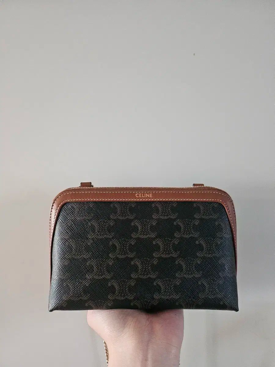 Celine セリーヌ チェーン クラッチ