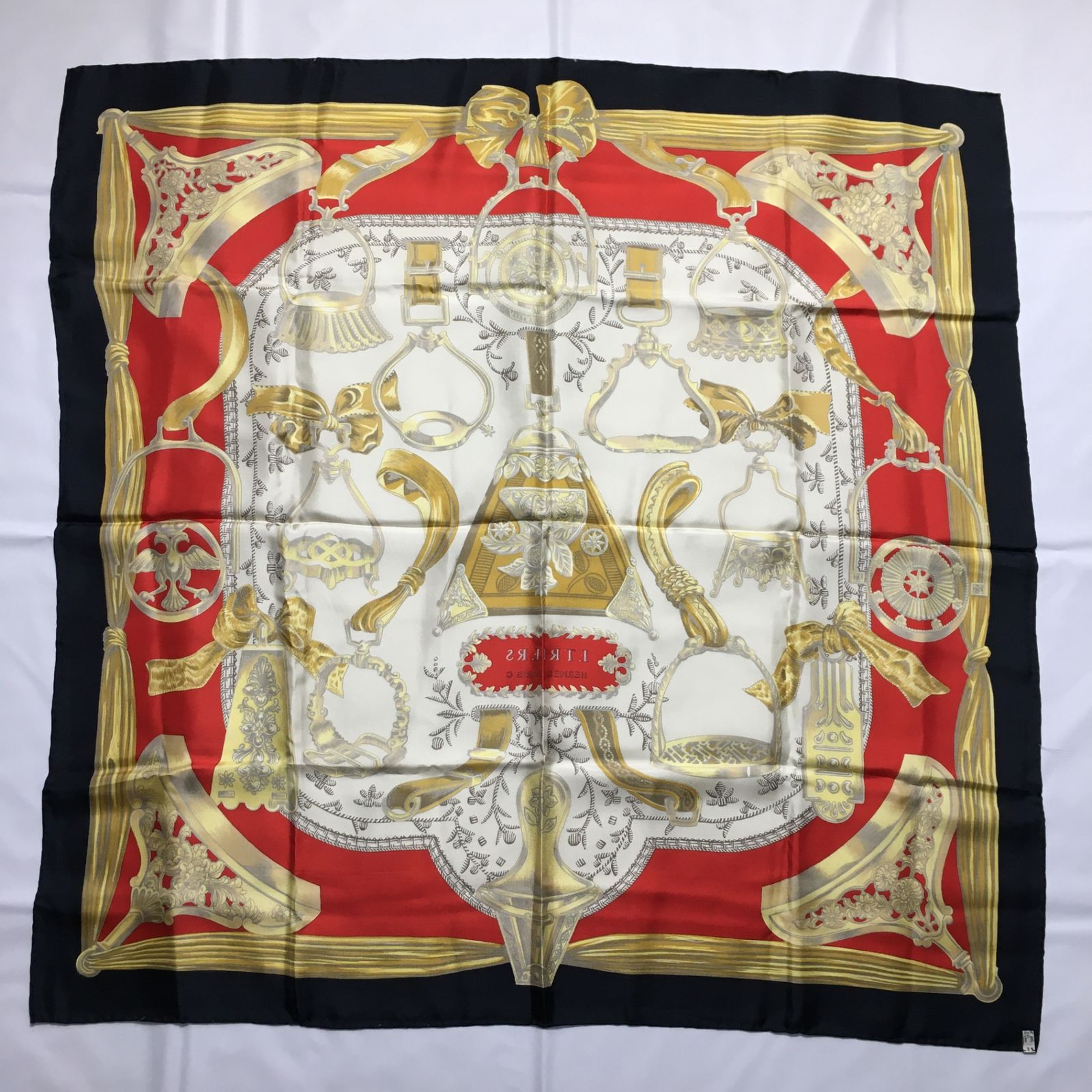 2504-95｜美品｜エルメス カレ 90 スカーフ ブラック マルチカラー 2504-95｜美品｜エルメス カレ 90 スカーフ ブラック マルチカラー