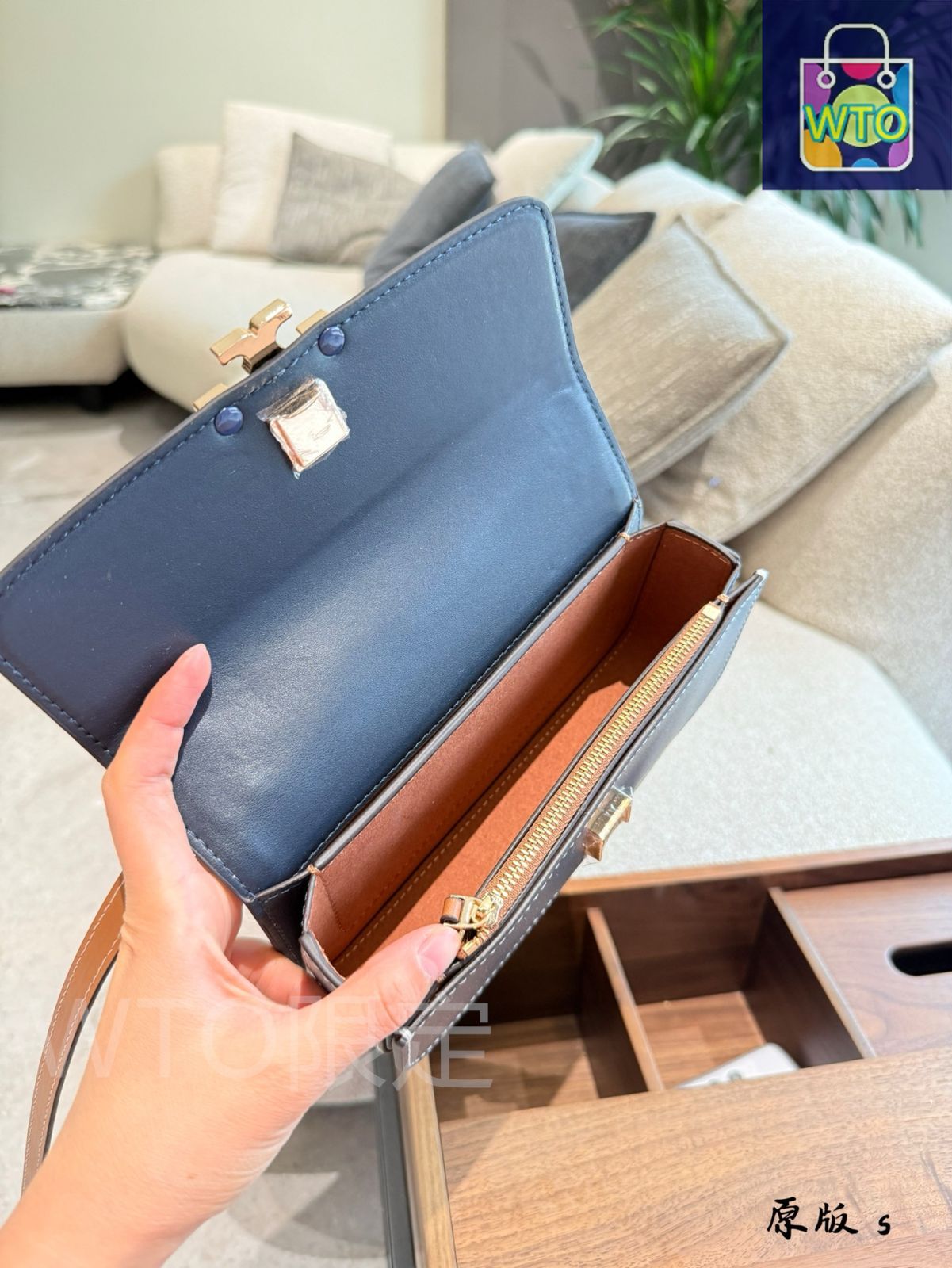 新品未使用☆箱付き☆トリーバーチ☆今年購入☆12300円 Amazon.co.jp: [トリーバーチ] レディース Reva 腕時計ギフト