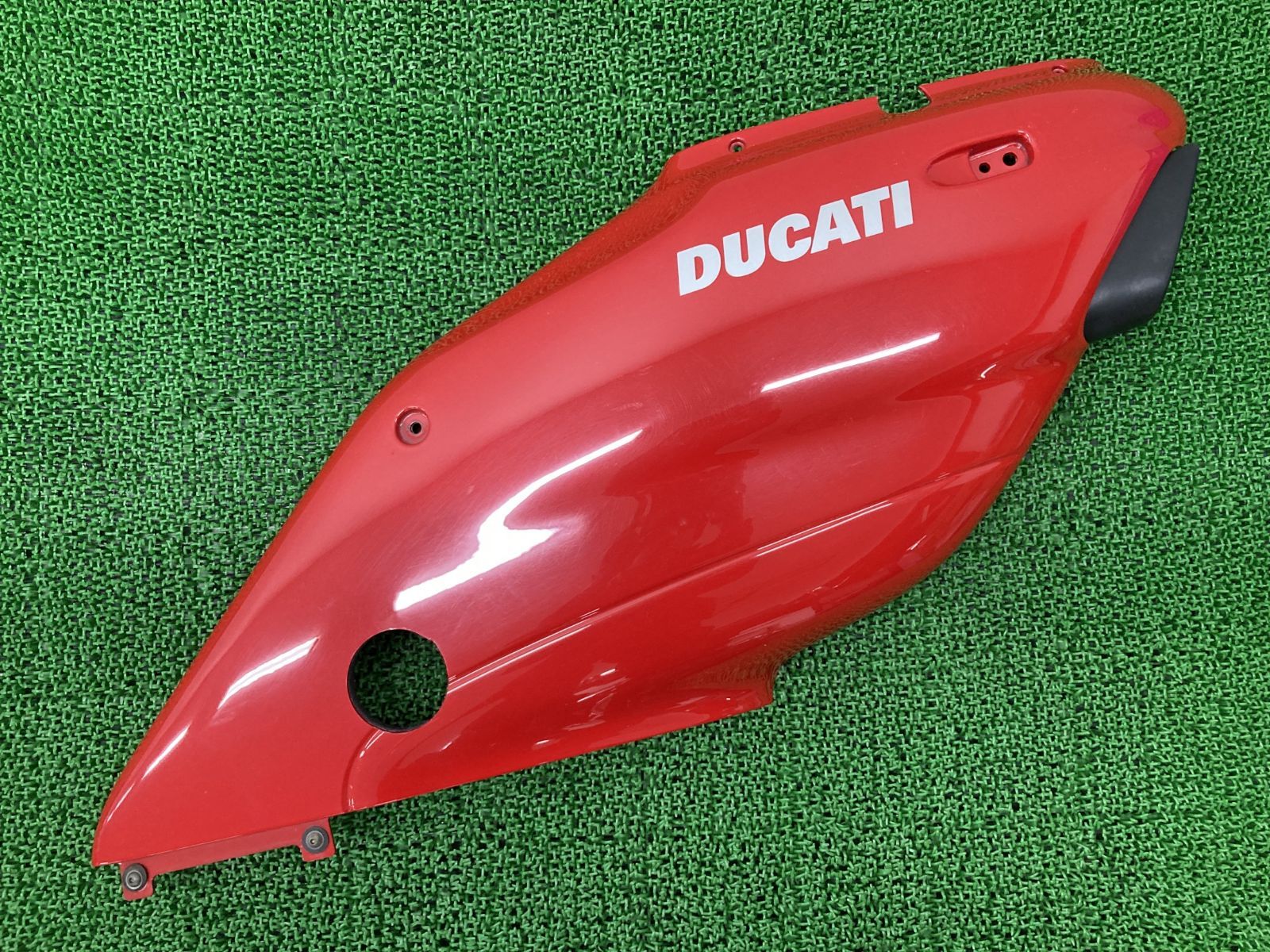 SS900 サイドカウル 右 赤 ドゥカティ 純正 中古 バイク 部品 スーパー