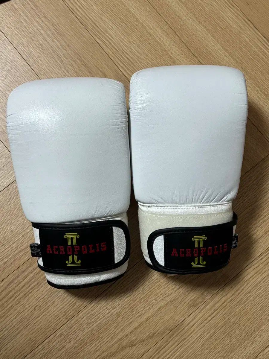 【雷市場（ポンジャン）商品韓国直送】 アクロポリス ボクシング グローブ レディース 包帯 含む