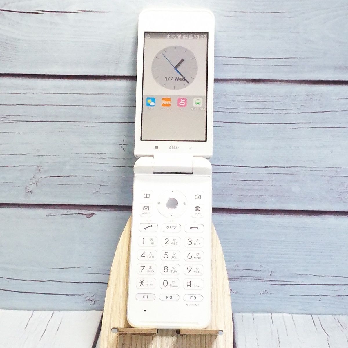 【送料無料】KYOCERA au GRATINA 4G KYF31 White  ホワイト 本体 白ロム SIMロック解除済み SIMフリー B763345