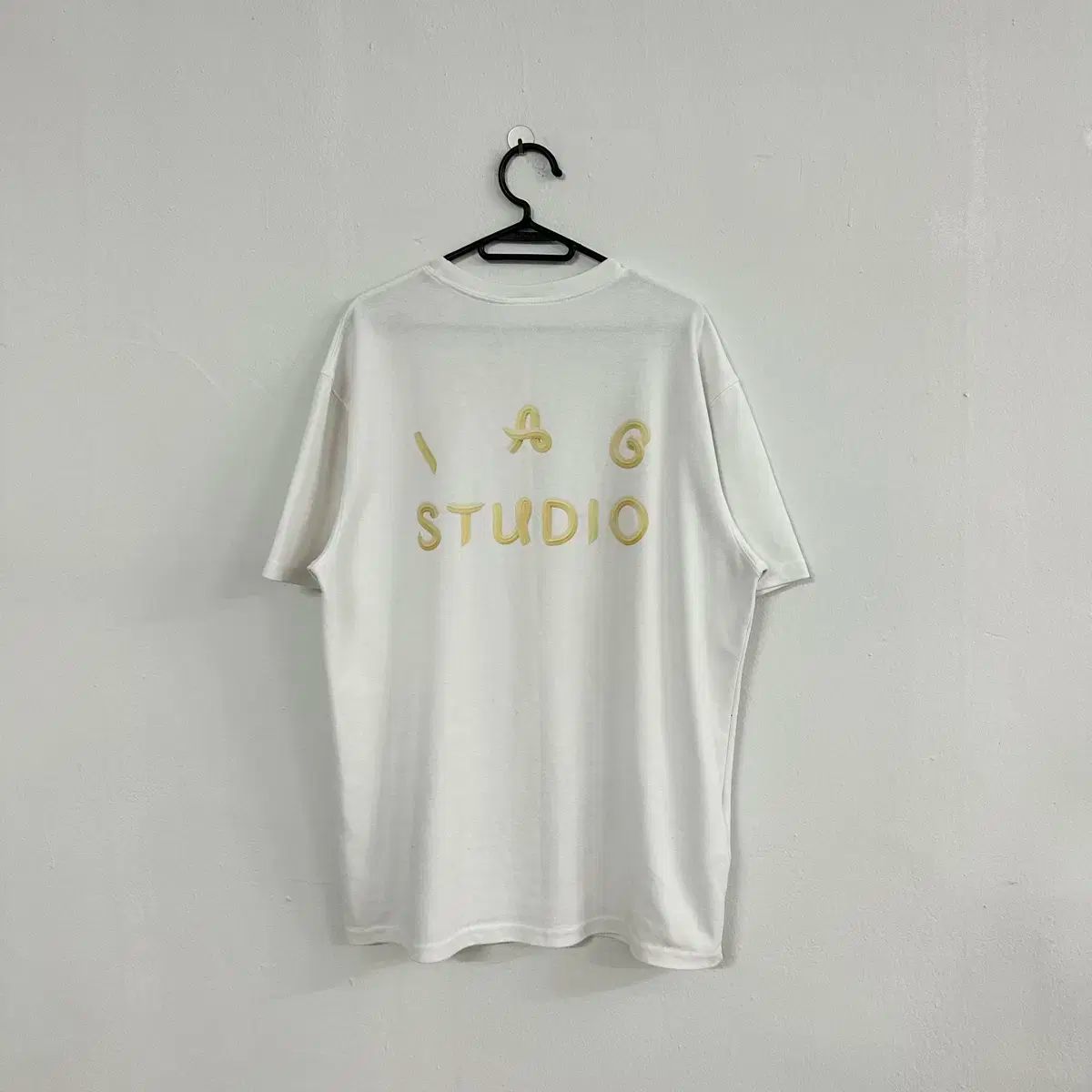 雷市場（ポンジャン）商品韓国直送】（ L ） IAB Studio(アイエプスタジオ) スタジオ 白 半袖 Tシャツ - メルカリ