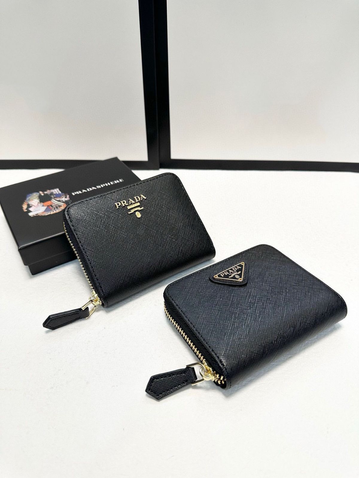 超美品✨PRADA プラダ ファスナー式 財布