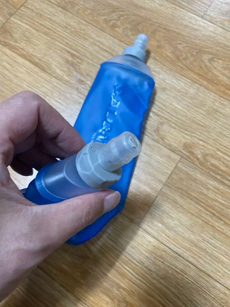 Salomon サロモン ソフト フラスコ 500ml 2 犬