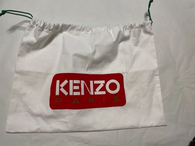 新品【KENZO】 ジャングル クロスボディバッグ-