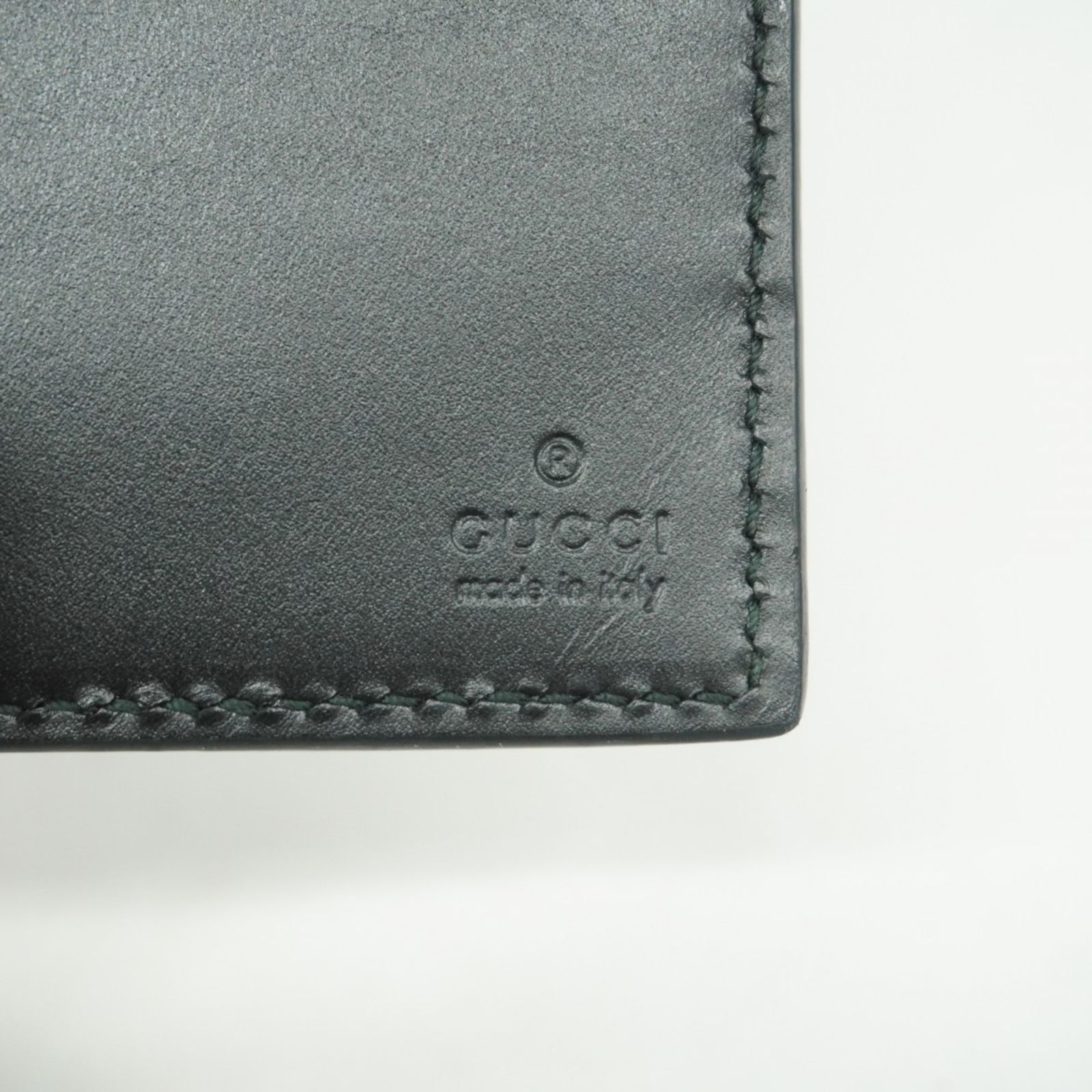 Gucci グッチ