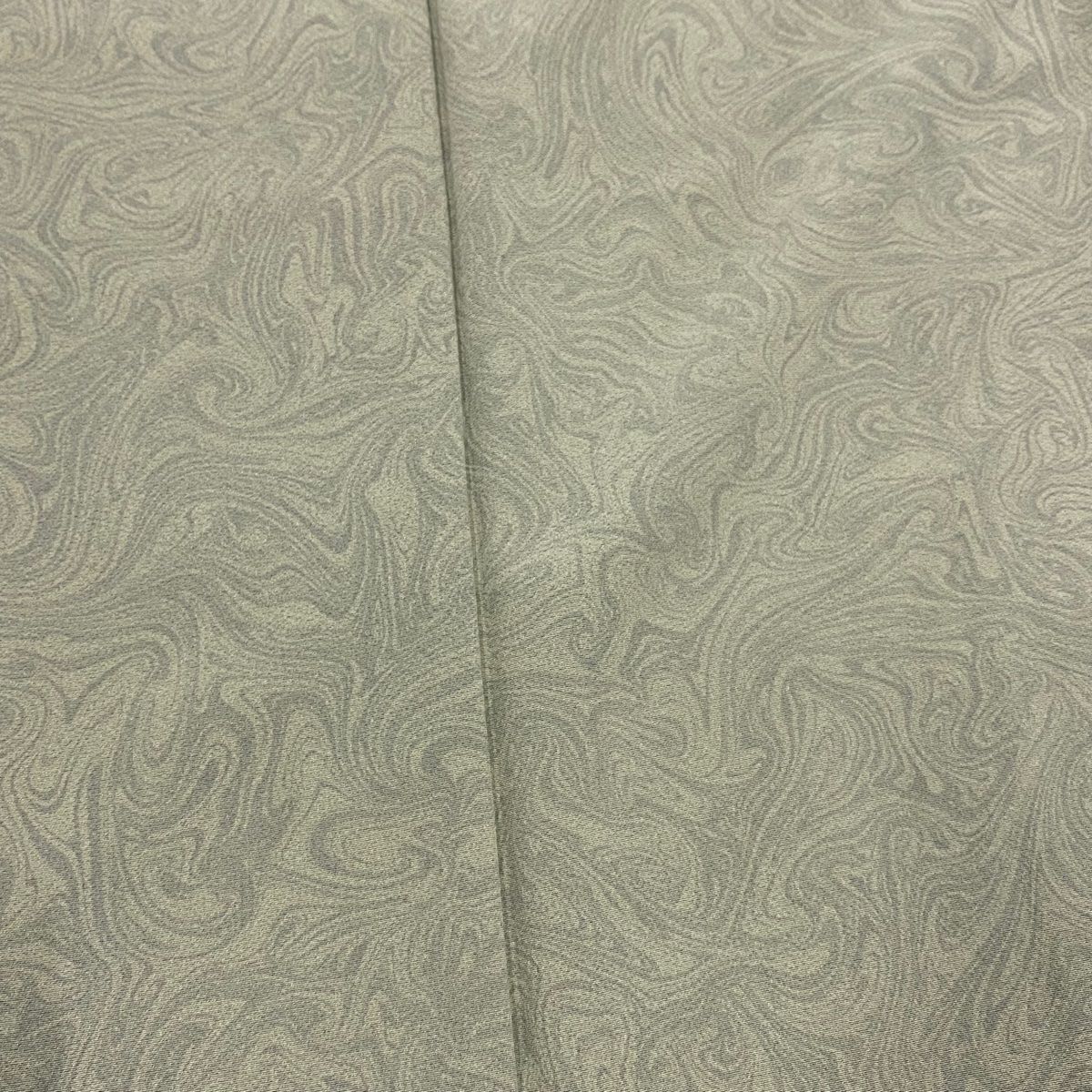 薄緑