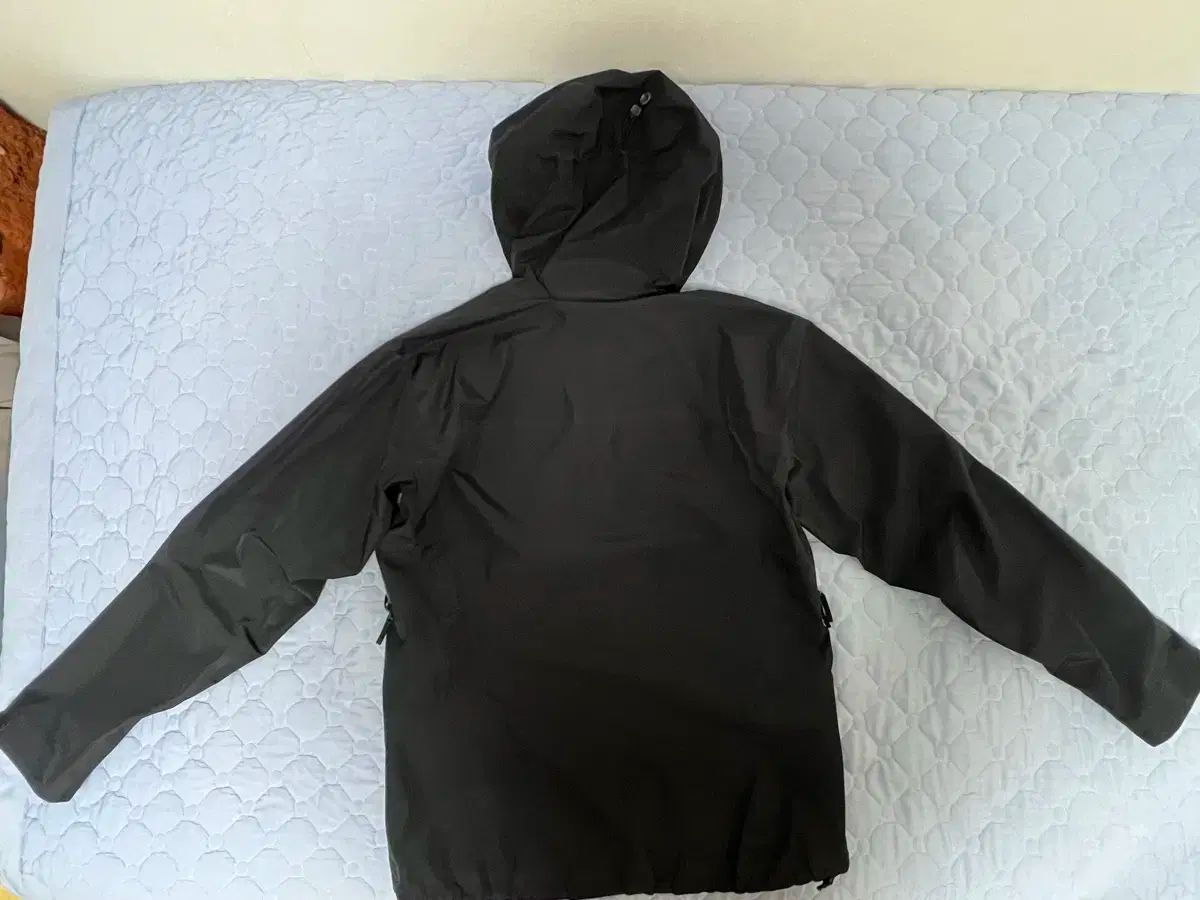 22 FW アークテリクス ベータ LT ブラック L サイズ