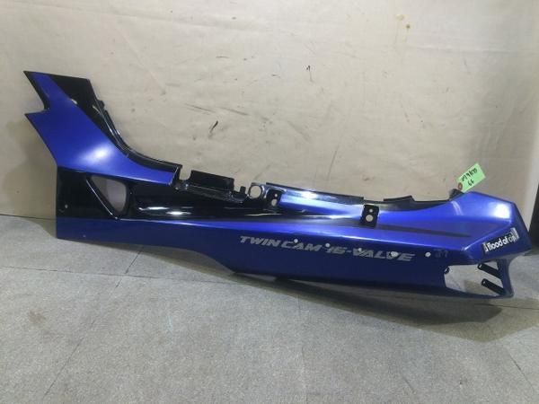 ZZR400に適合する｜シートカウル・テールカウルの商品一覧｜バイク