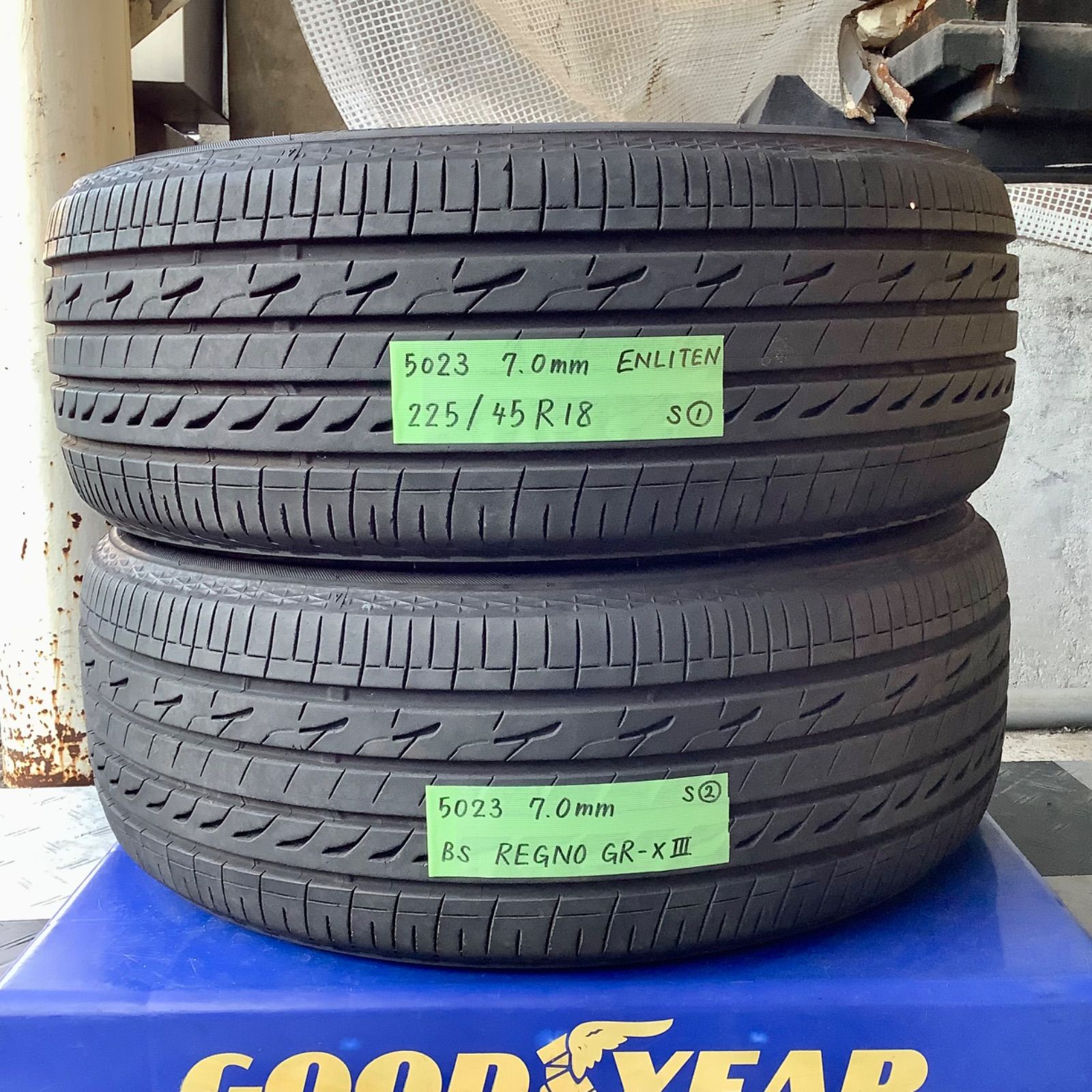 み 225 45R18 BRIDGESTONE REGNO GR-X3 ENLITEN ブリヂストン レグノ GRX3 クロススリー タイヤ2本セット