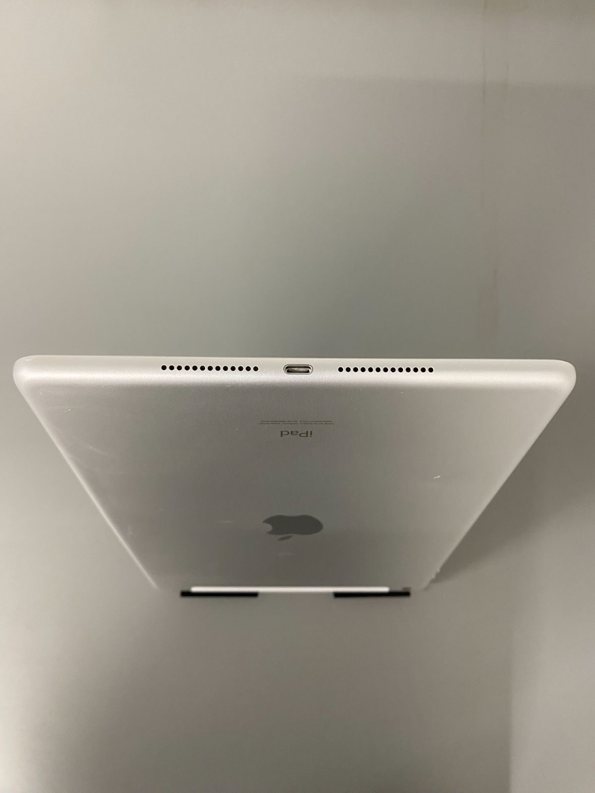 背面キズ複数あり