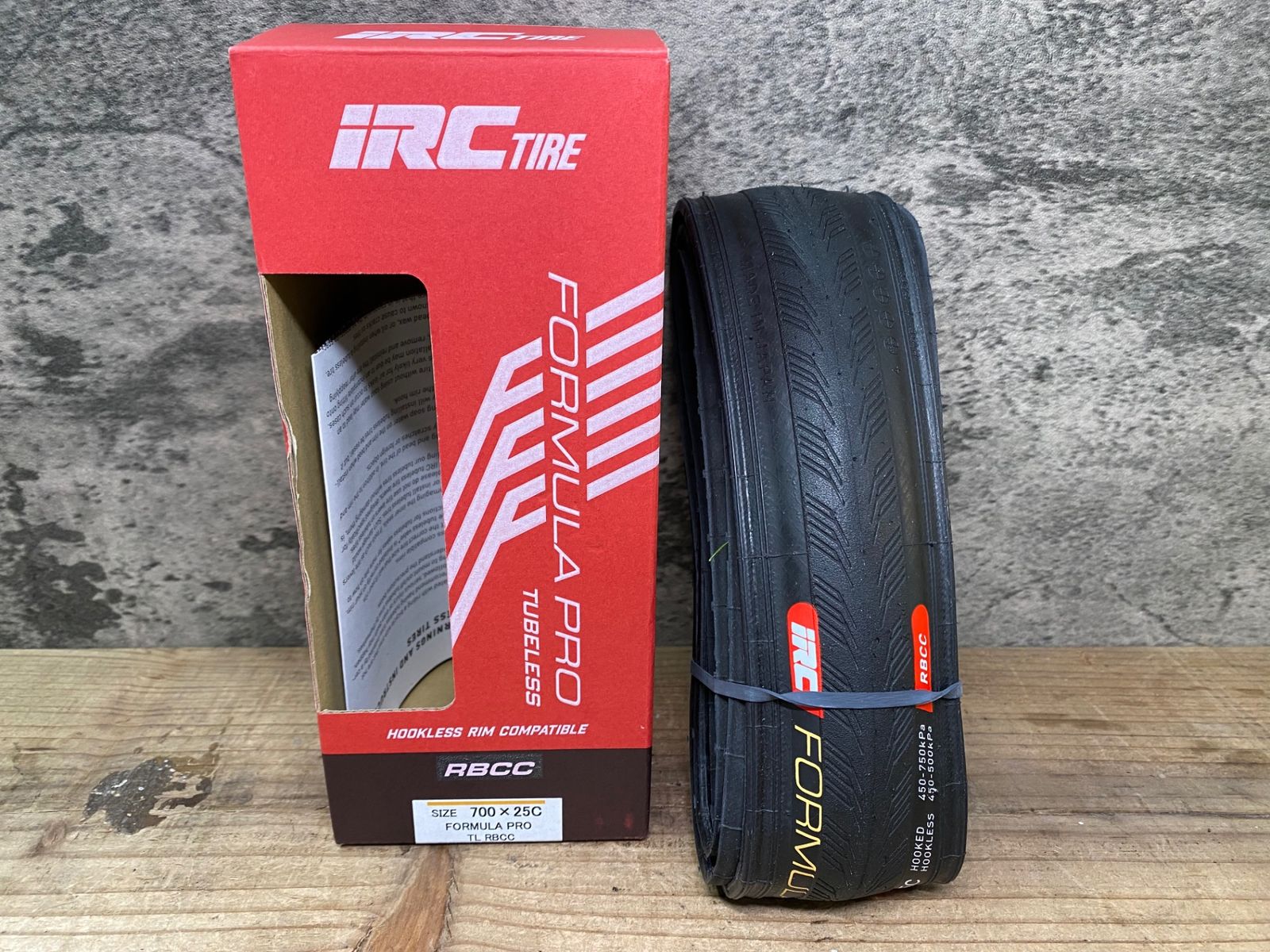 IRC FORMULA PRO TL RBCC 700X25C タイヤ2本 IRC 2本セット 自転車