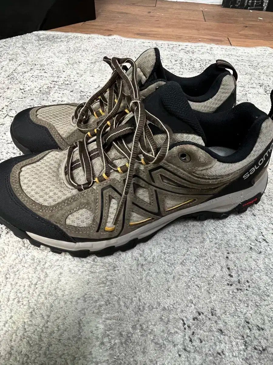 280 SALOMON サロモン 回避 2 エアロ ブラウン