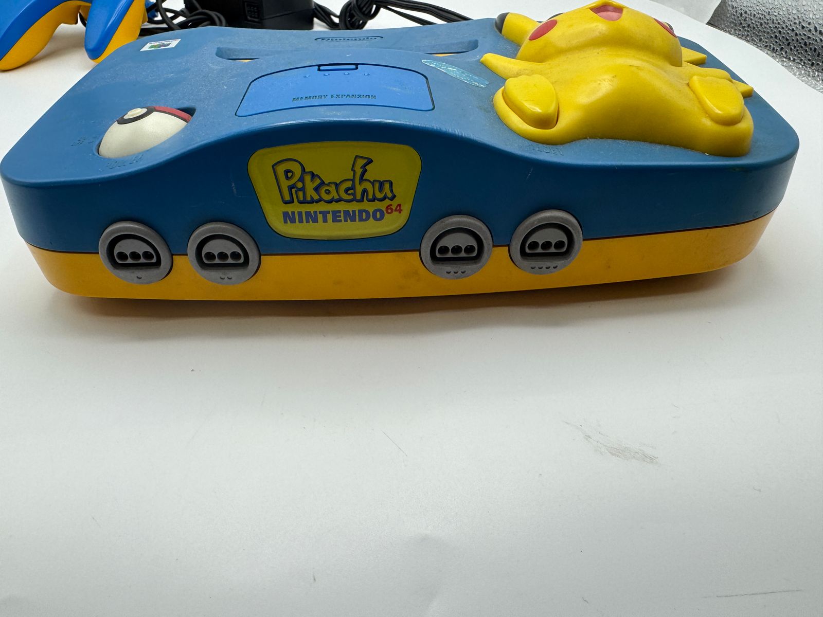 ピカチュウNINTENDO64 ブルー&イエロー 通電のみ確認 ピカチュウNINTENDO64 ブルー&イエロー 通電のみ確認 - メルカリ