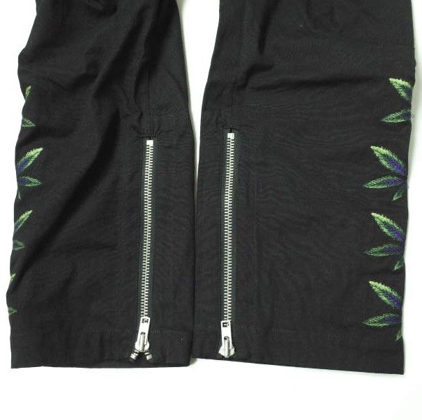 裾ジップ ボトムス