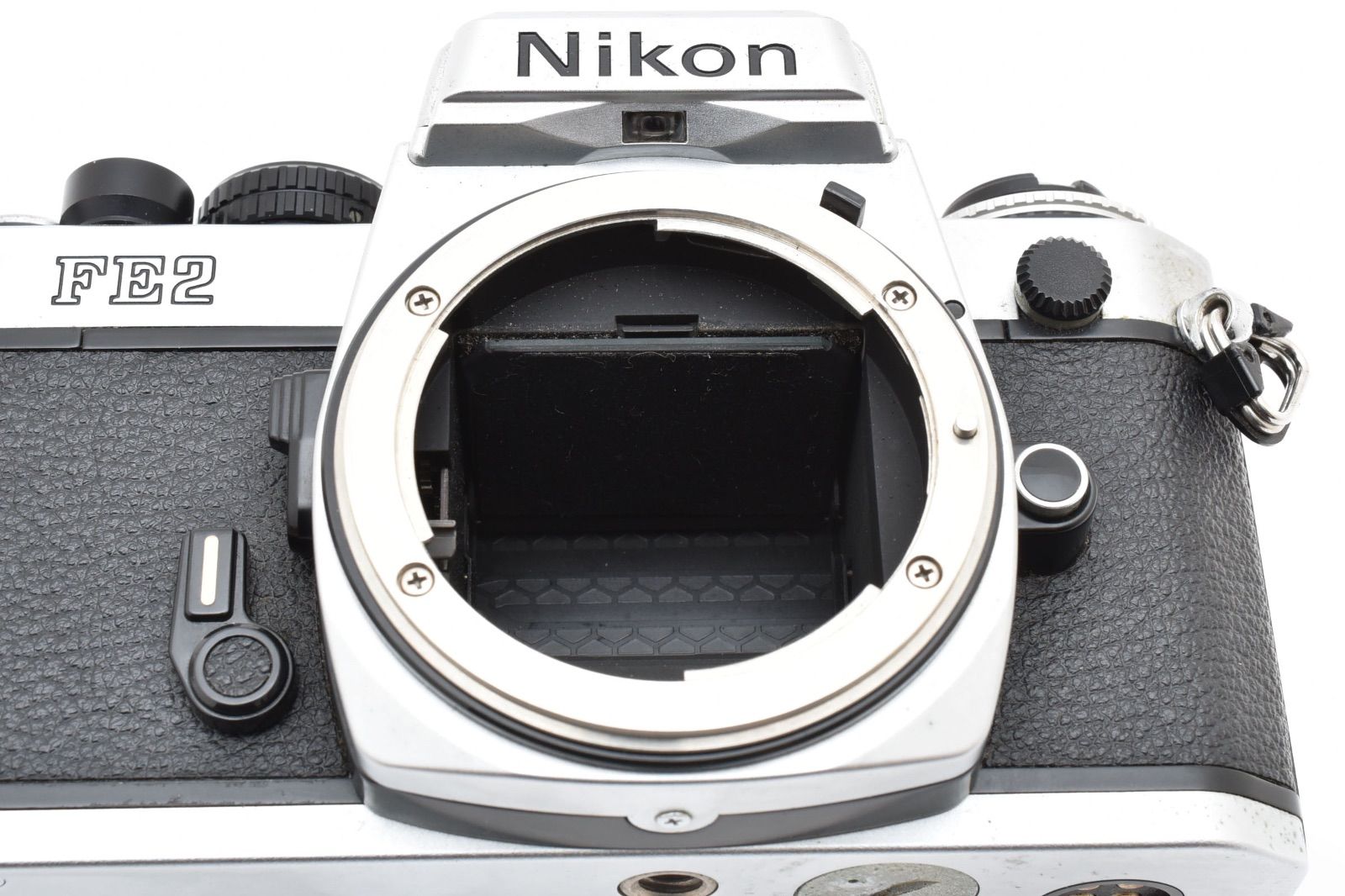 Nikon FE2 ボディ シルバー ジャンク品 ☆大特価品☆ Nikon ニコン FE2 ボディ シルバー 一眼レフ