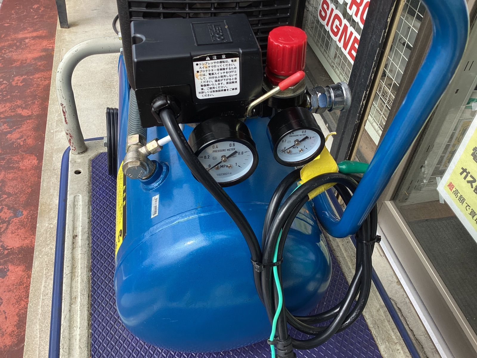 アネスト岩田 オイルフリーコンプレッサ FX6601 ITV1V7ZKDG9I