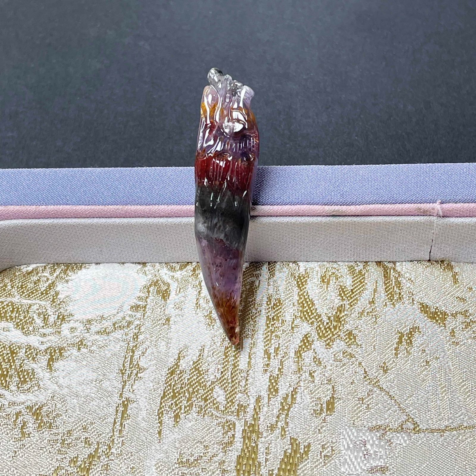 EU製 オーロラクォーツ23 ペンダント パワーストーン 天然石 金運 浄化 開運 プレゼント 55.4*12.7*9mm ZZ1556