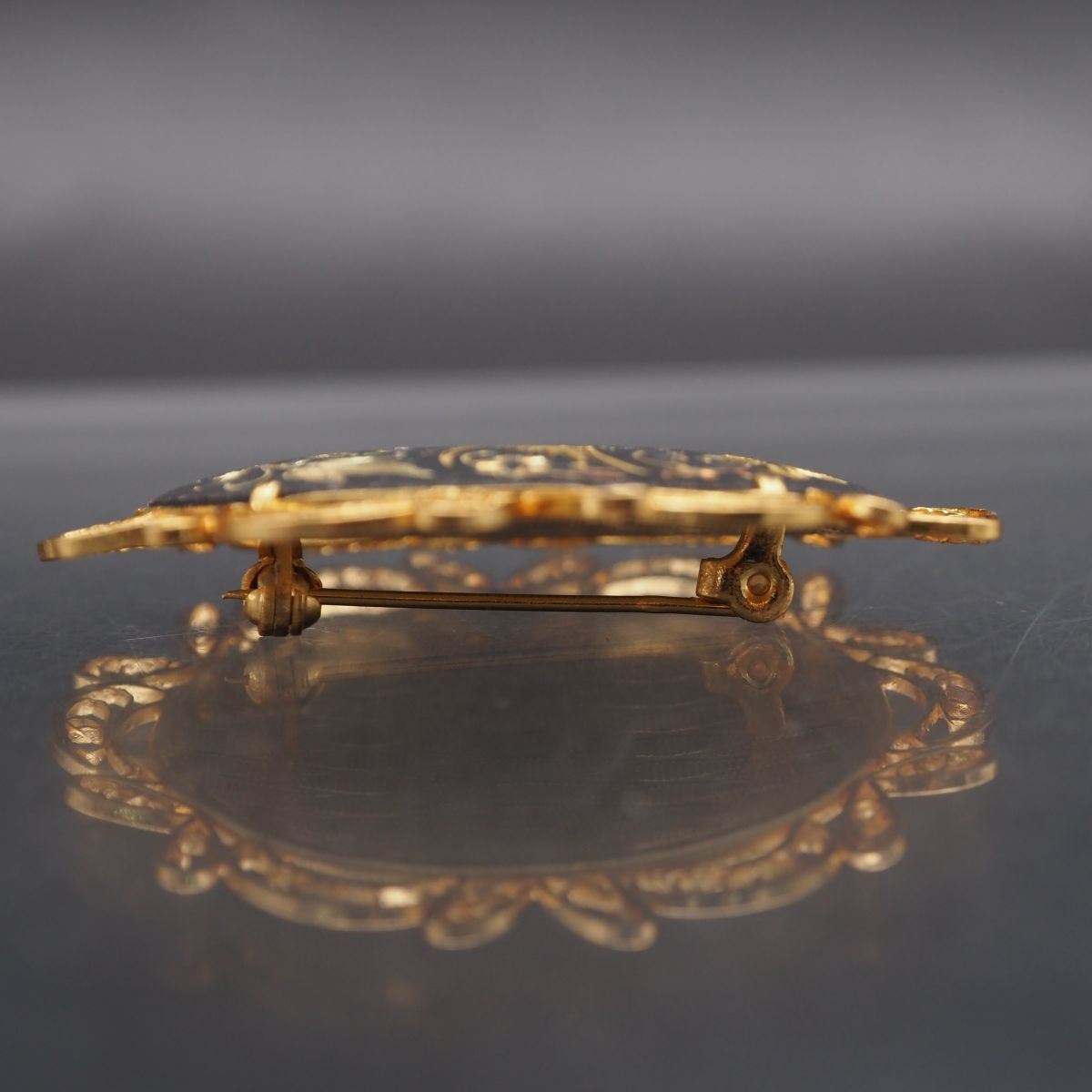 アクセサリー金象嵌　金細工　、プロチまとめ（23） B530 金工 象嵌 ブローチ 花鳥柄 フィリグリー 銀線細工