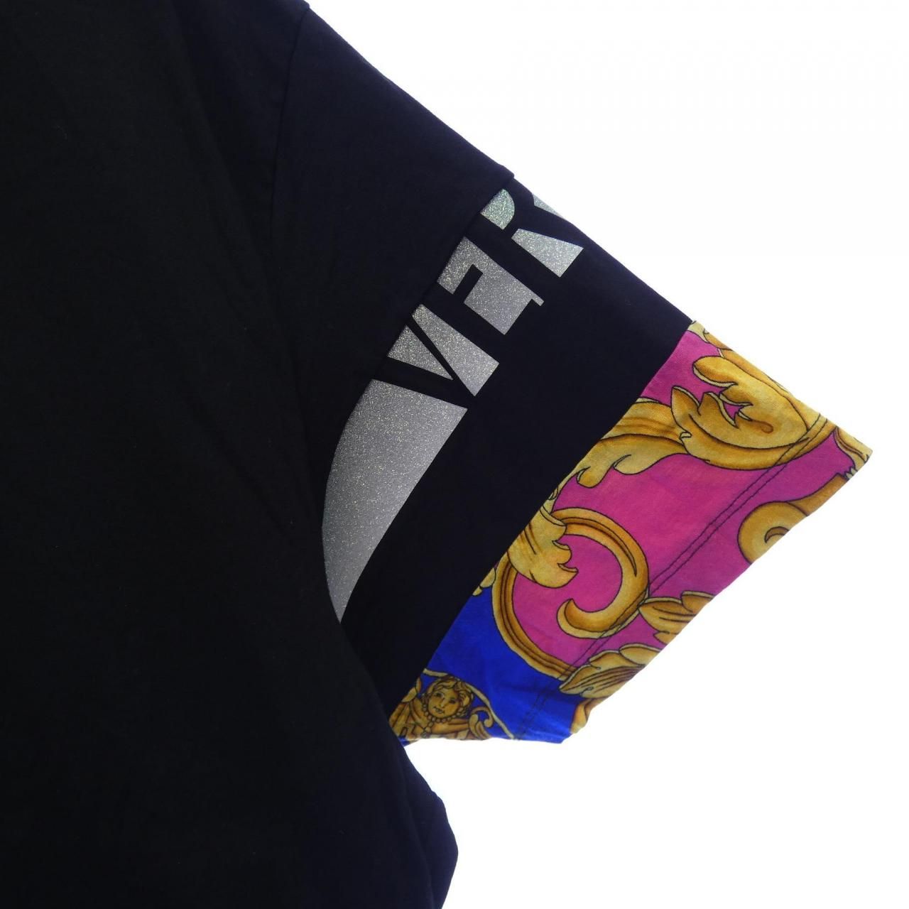 ヴェルサーチェ VERSACE 1006448 Tシャツ - メルカリ